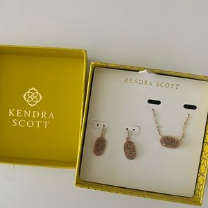Kendra Scott Earring & Necklace Set